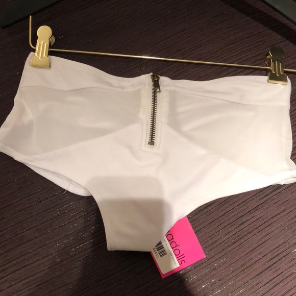 White two piece swimsuit NWT - Picture 5 of 7